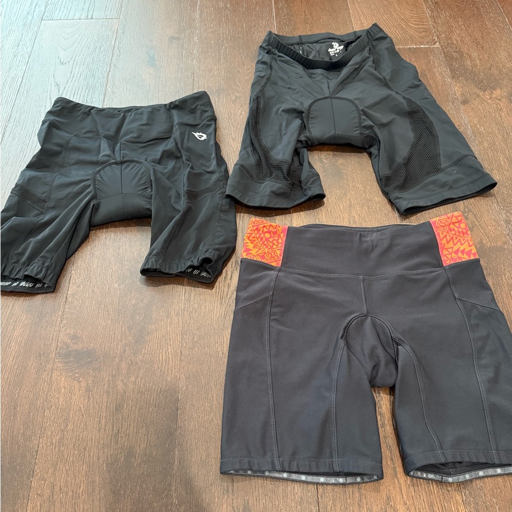 Bundle Of 3 Pairs Of Biking Shorts, Size Large - image 1